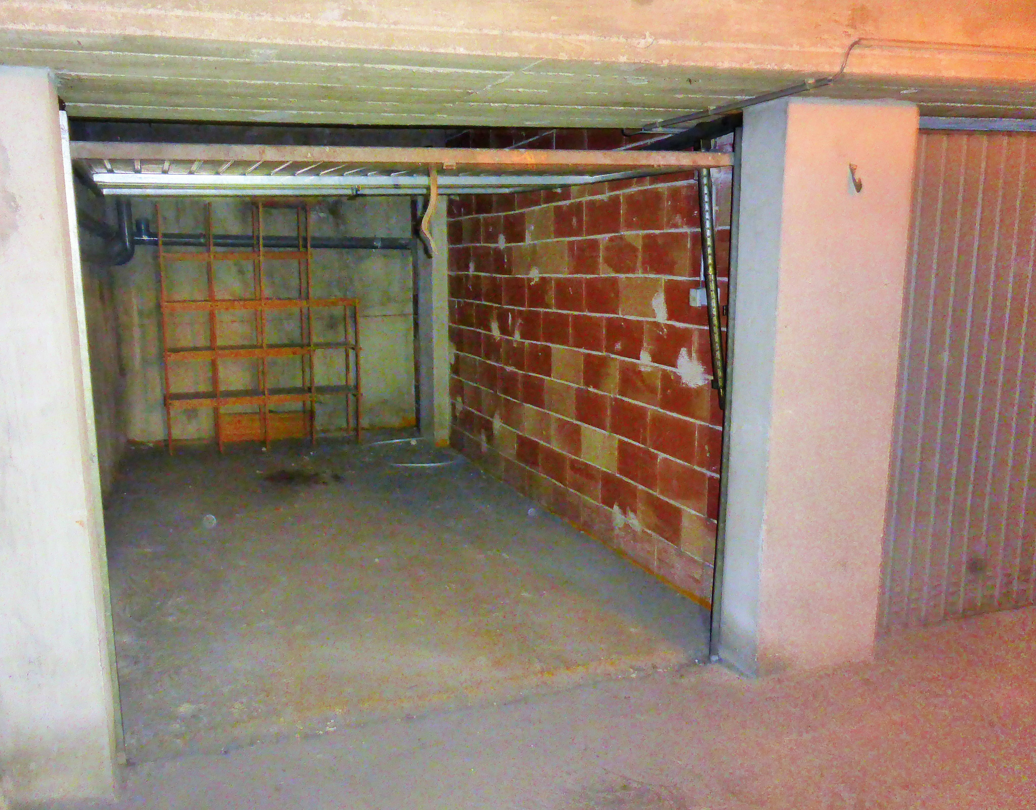 Garage en sous-sol d'une résidence sécurisée